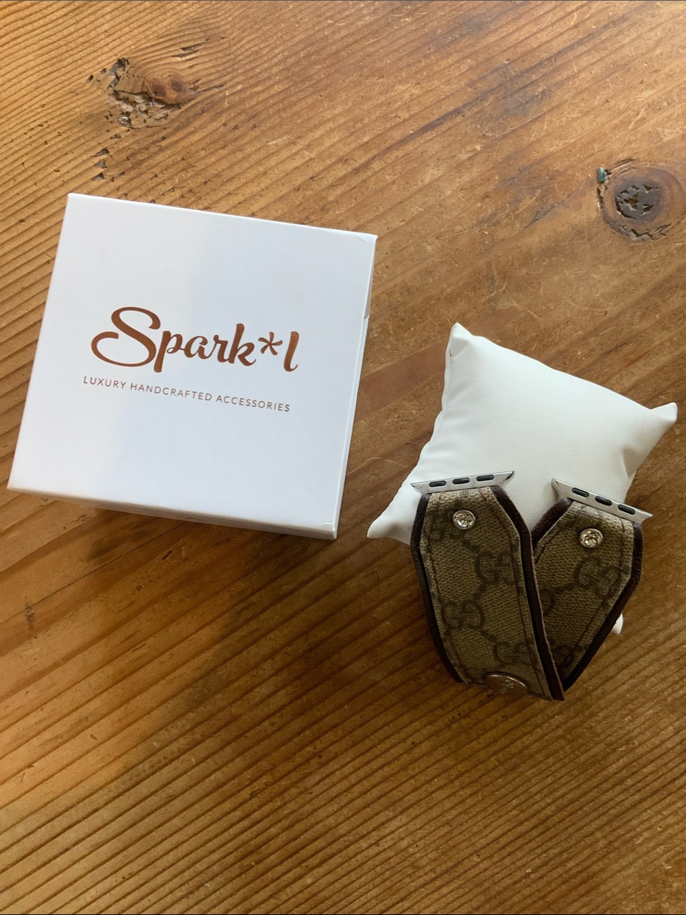 Spark*L Upcycled Gray Webbed Gg Apple Watch Bow Band in XS/S 42/44 mm